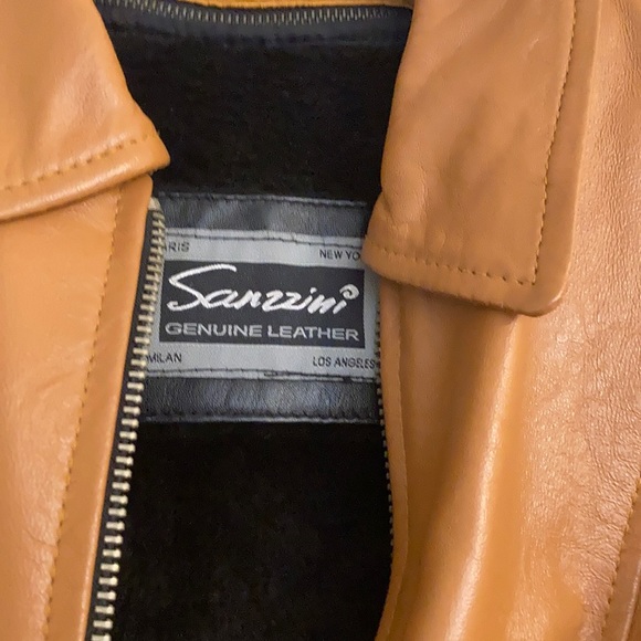 Jacket - Picture 2 of 3